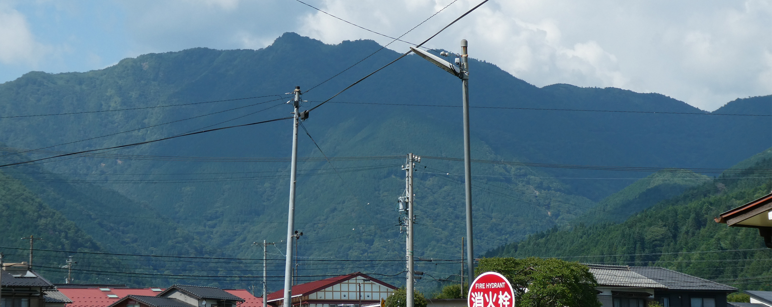 旧下呂町立竹原中学校、木造校舎。